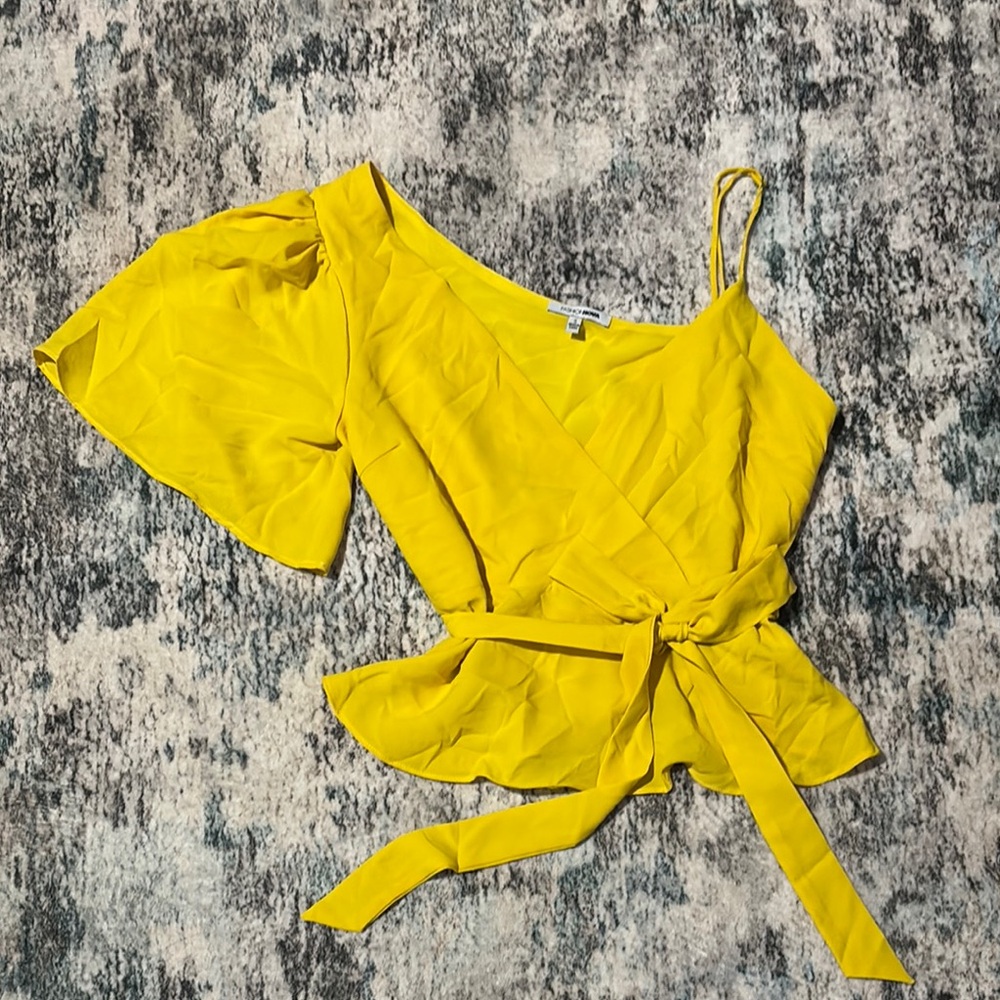Fashion Nova Yellow Asymmetrical Tie Front Blouse